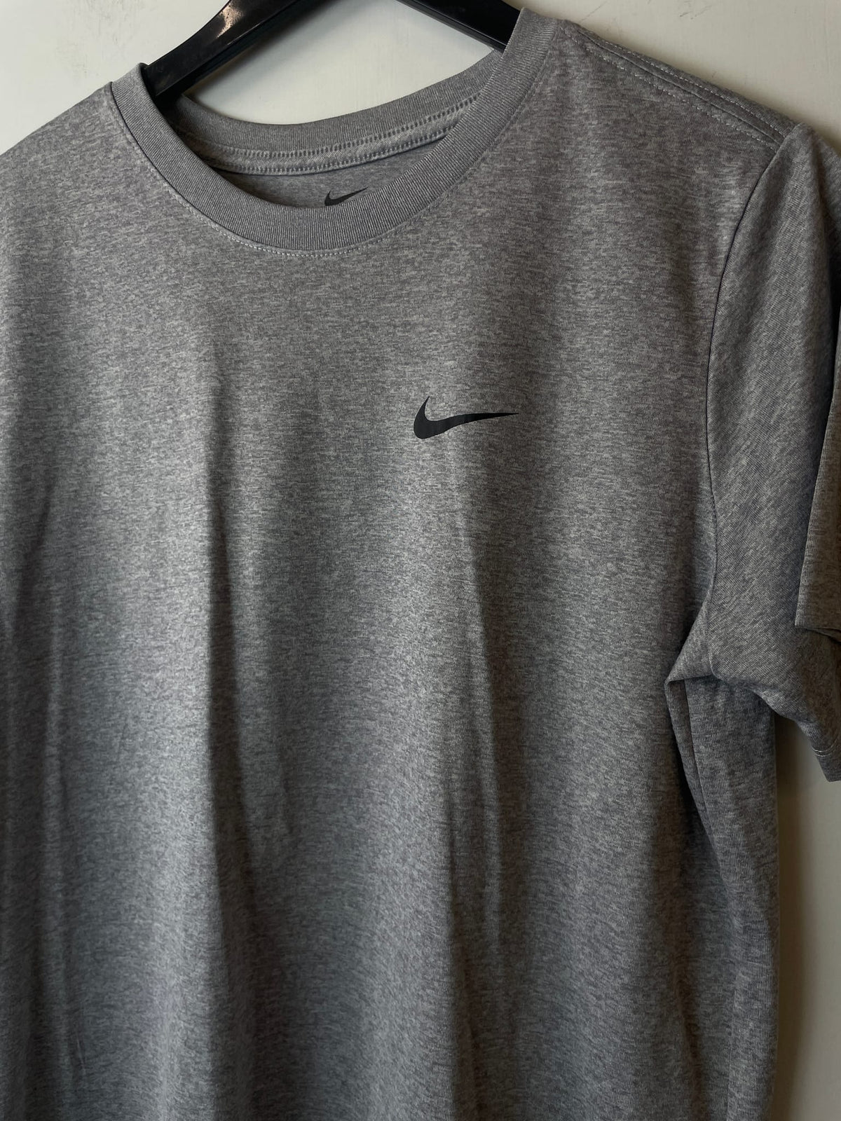 Nike Dri-FIT Legend Fitness T-Shirt