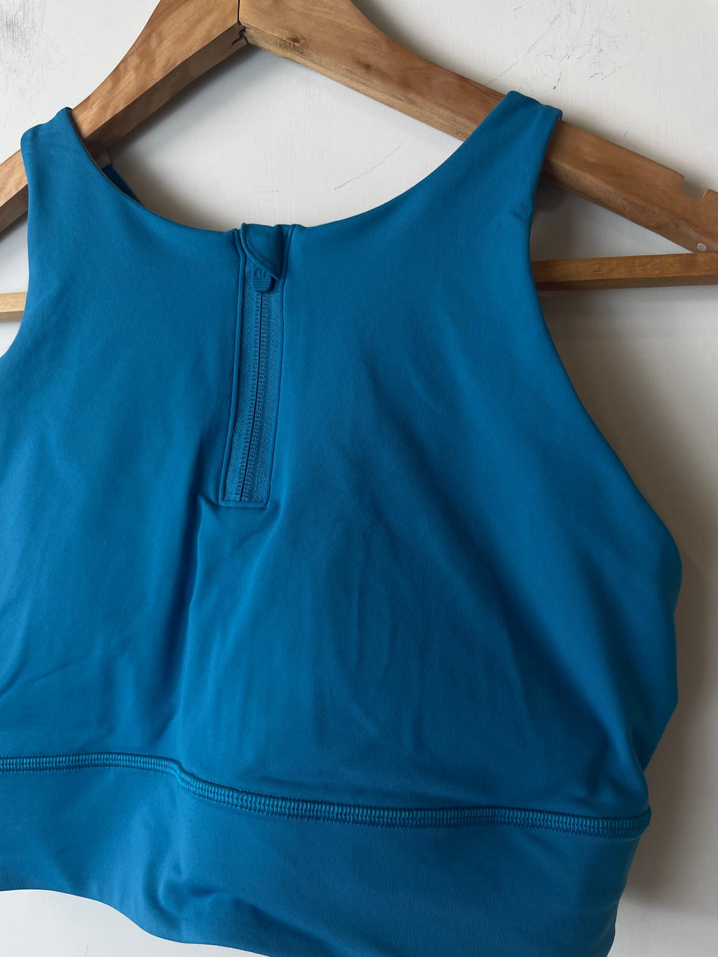 Lululemon Energy High-Neck Longline Bra Zip