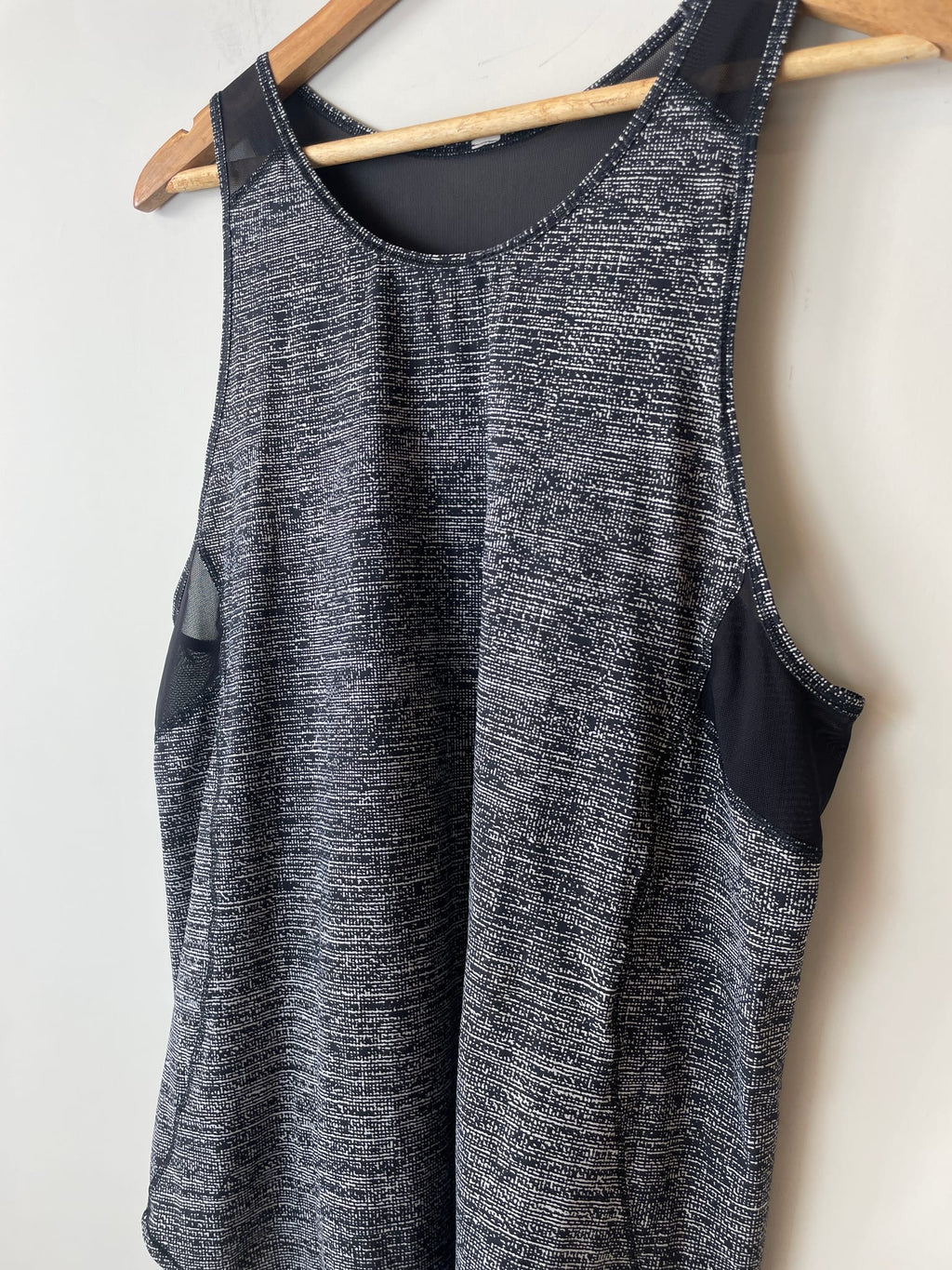 Lululemon Sculpt Tank II