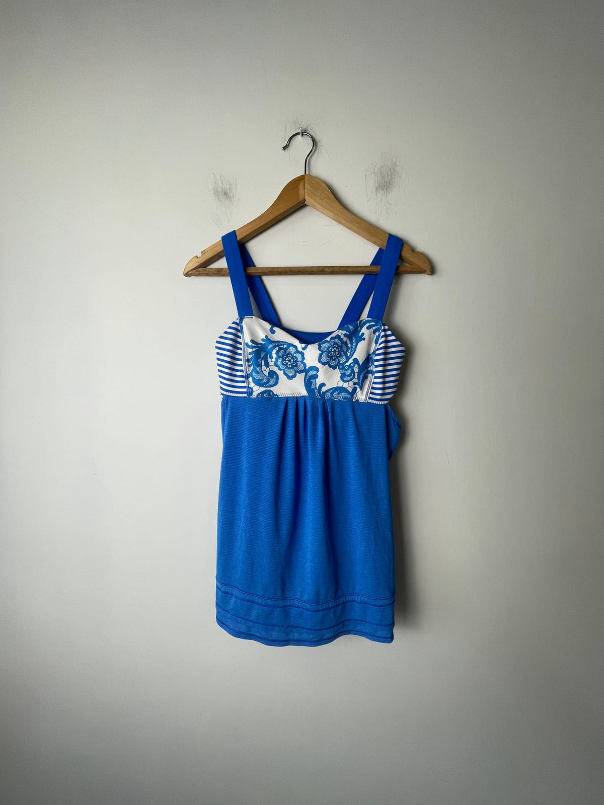 Lululemon Run: Back on Track Tank