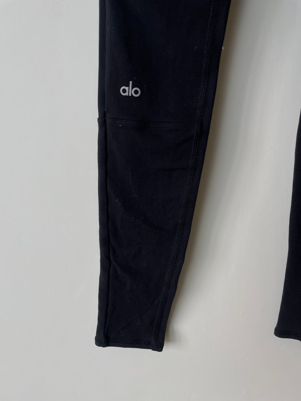 alo High-Waist Cargo Leggings