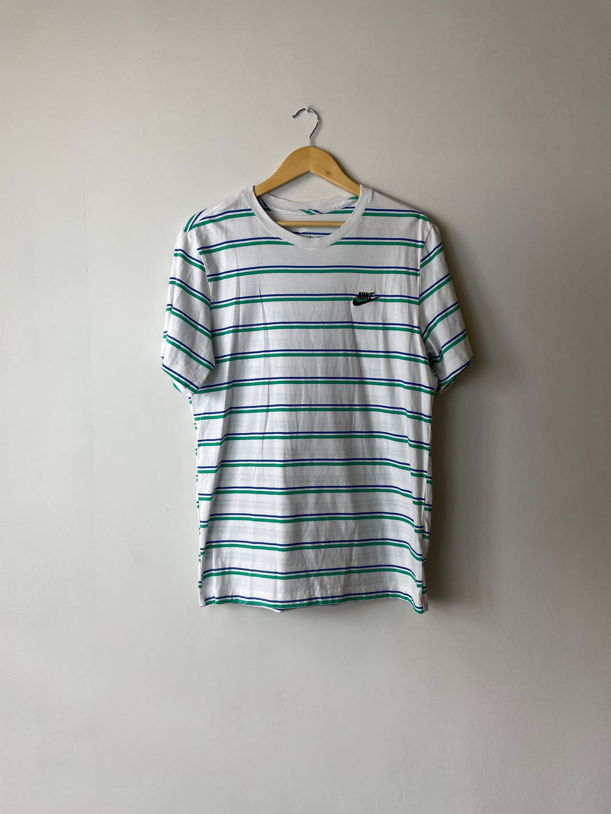 Nike Club Stripe T-Shirt