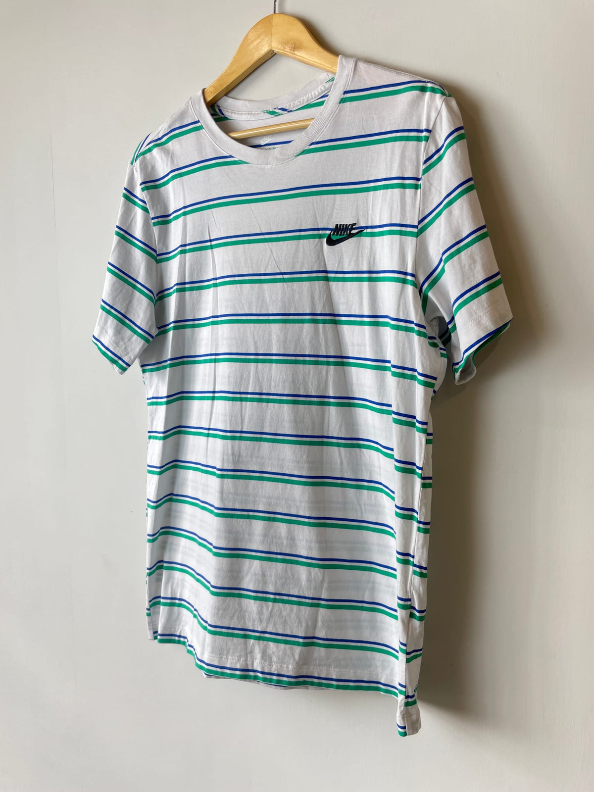 Nike Club Stripe T-Shirt