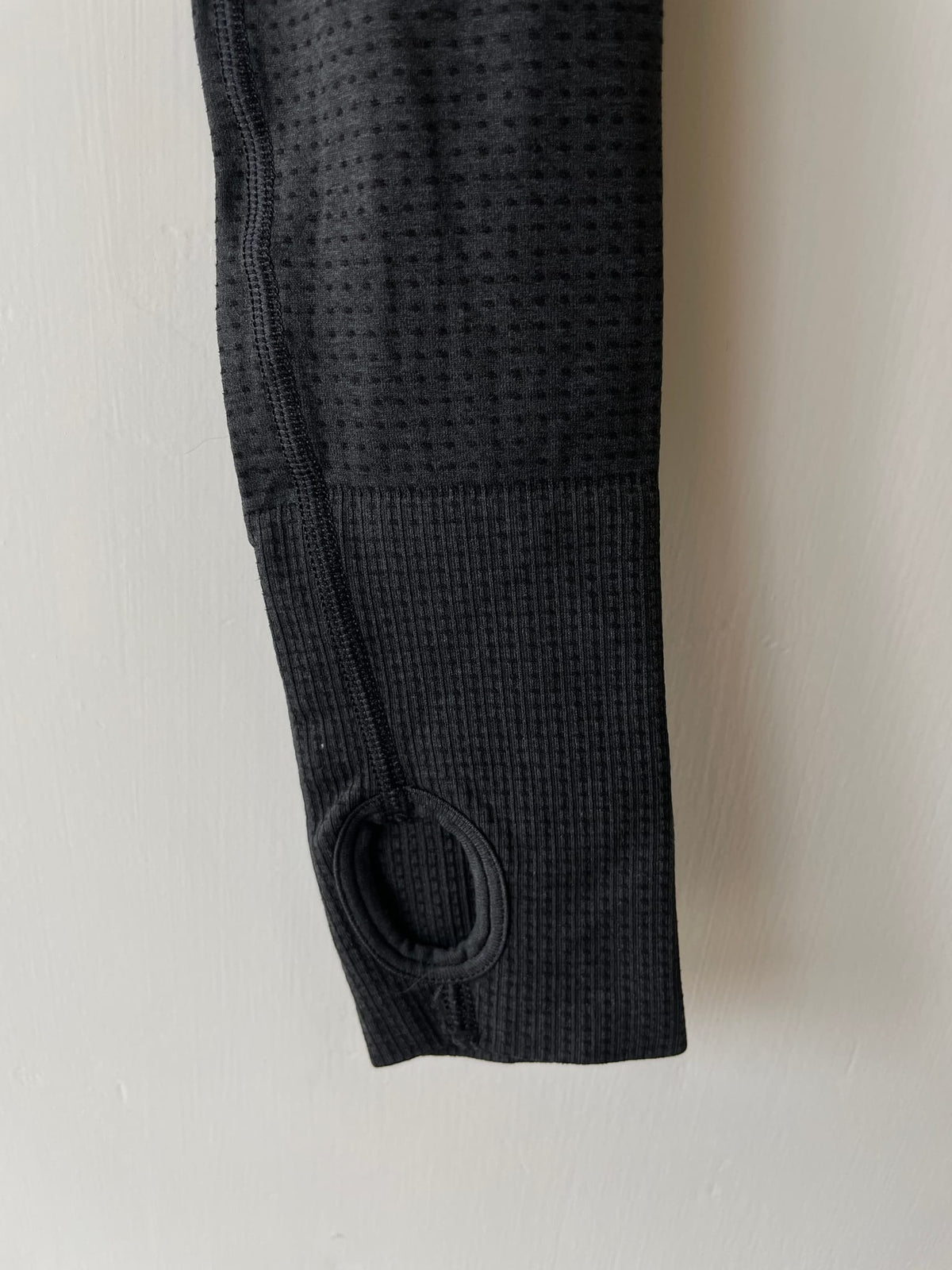 SIZE TO CONFIRM — Gymshark Vital 2.0 Long Sleeve Crop Top