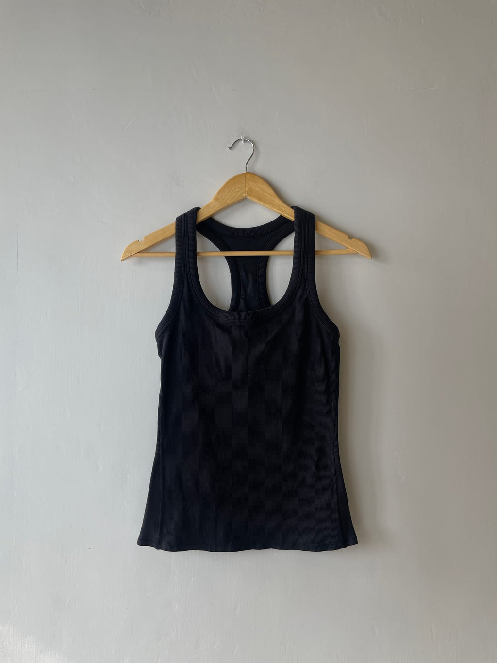 SIZE TO CONFIRM — Lululemon Tone It Built-In Bra Tank Top