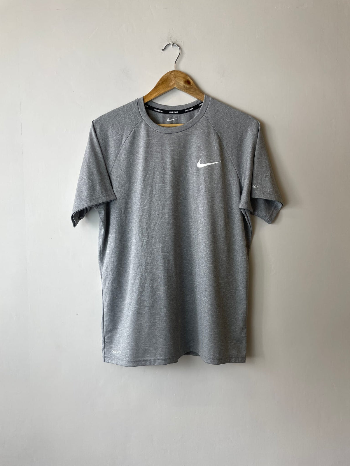 Nike Essential UV Short-Sleeve Top