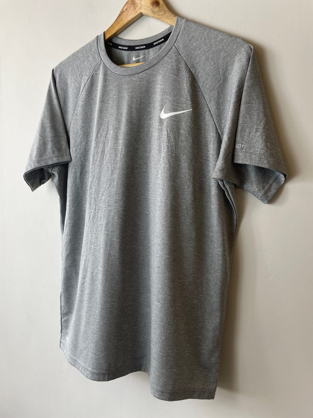 Nike Essential UV Short-Sleeve Top