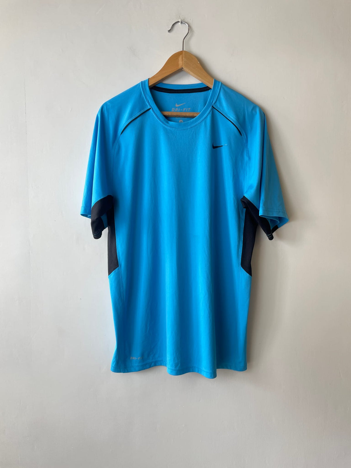 Nike High-Ventilation Training T-Shirt