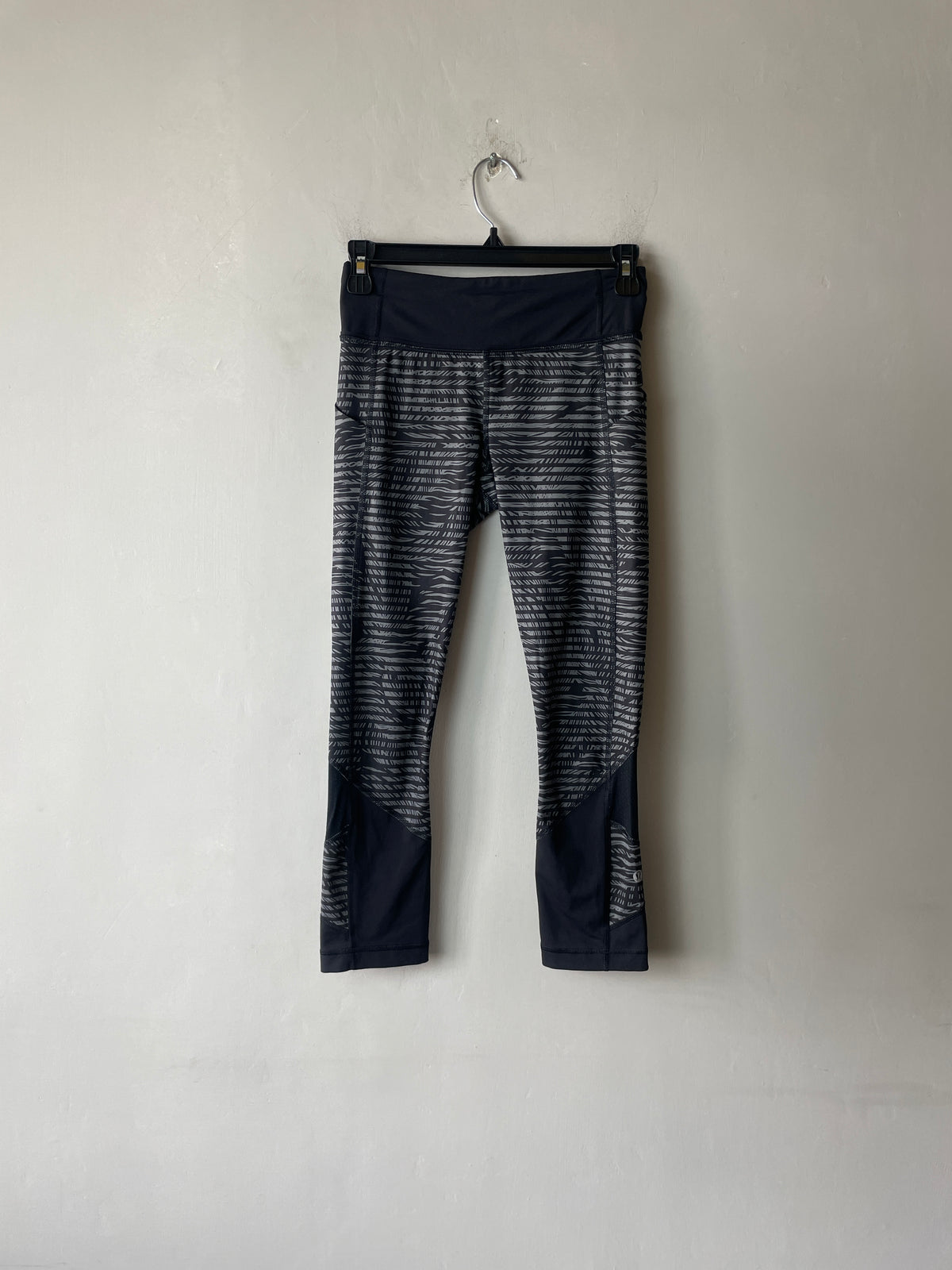 Lululemon Leggings in Black / Grey
